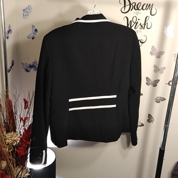 Women's Jones New York Blazer - Picture 4 of 6